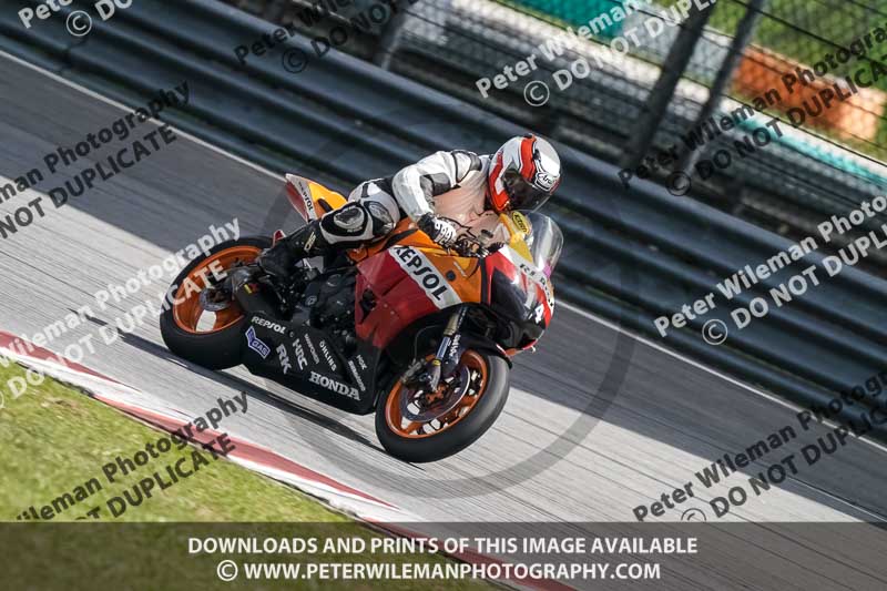 Sepang;event digital images;motorbikes;no limits;peter wileman photography;trackday;trackday digital images